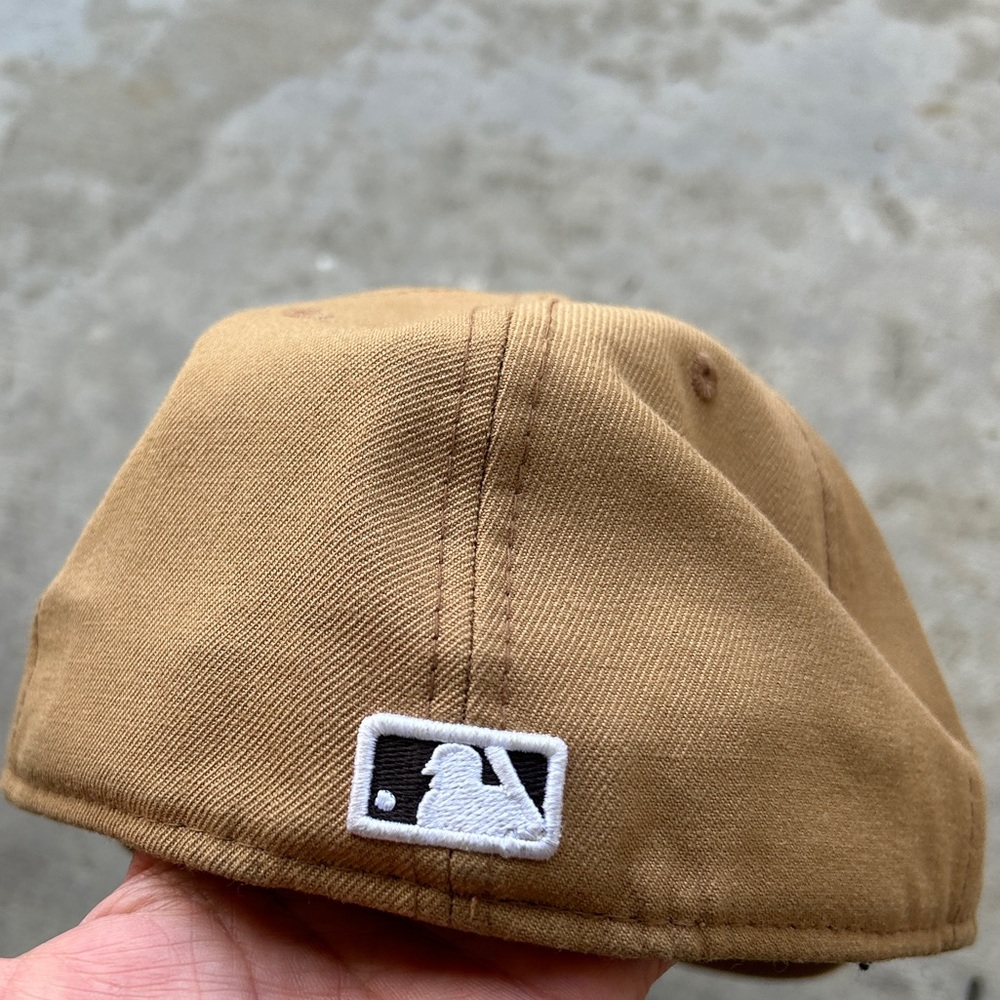 Anaheim Angel’s Limited Edition New Era Fitted Hat Size 7 3/8 : 58.7 CM - Picture 2 of 6